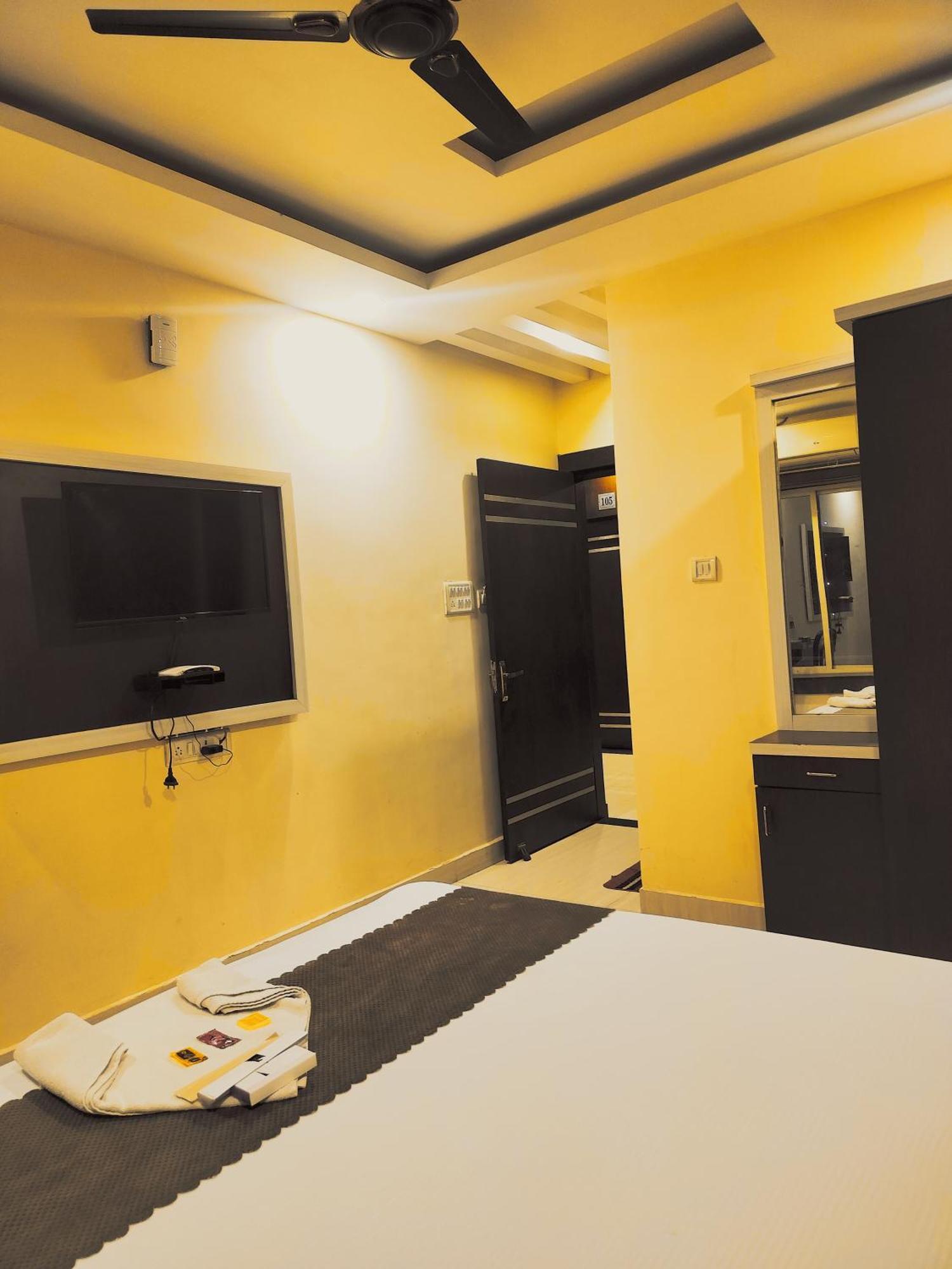 Hotel R K Palace بوبال المظهر الخارجي الصورة